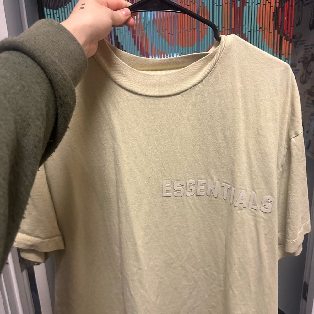 Essentials Garden Yellow Short Sleeve Tee
